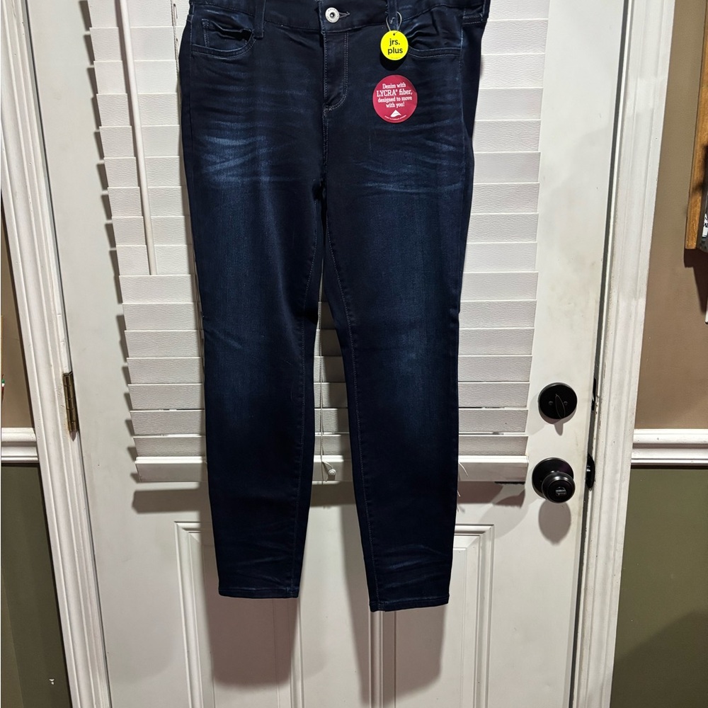 Arizona Blue Jeans new with tags D